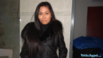 เลียหี เย็ดไม่พัก เย็ดหีพัง เด้าหี หีเนียน